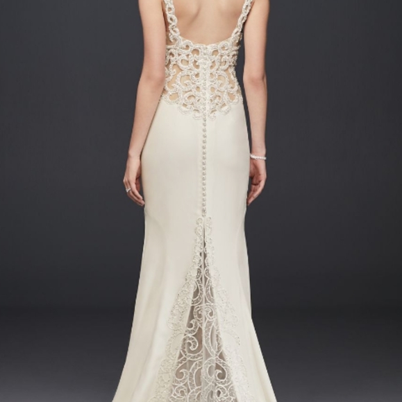 Wedding dress David's bridal size 8-10 - Picture 1 of 3